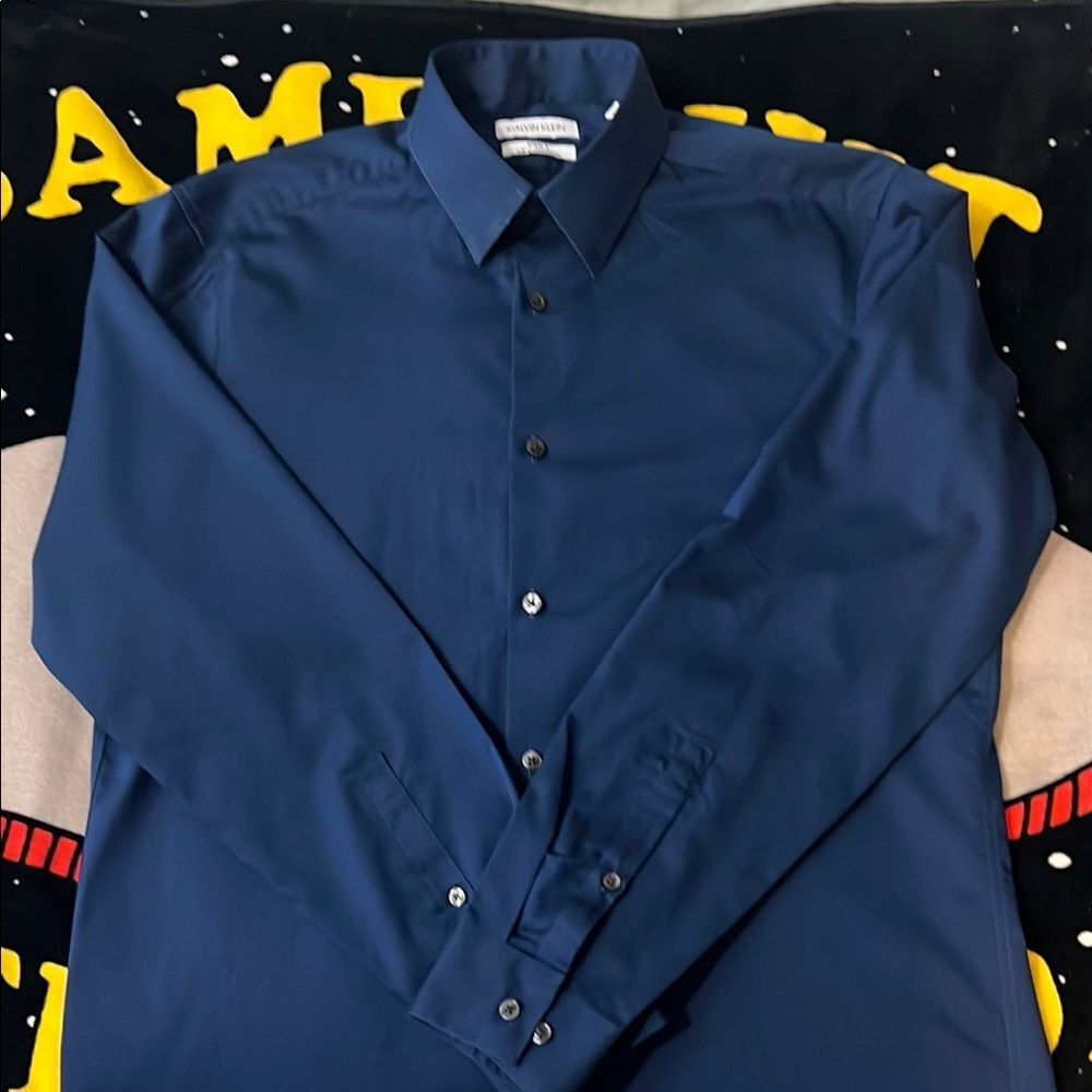 Calvin Klein Slim fit Dress Shirt ( Pre-owned)